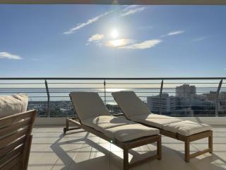 Breathtaking Sea and Marina View City Center 2 bdr - 6