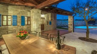 Beautiful Heritage Villa Croc with pool in Buje - 8