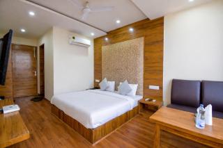 Hotel Black Diamond, Zirakpur - 9