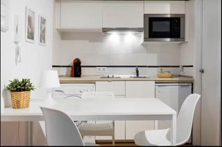 Conde Suite Courtyard by Valcambre - 8