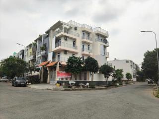 Fully furnished room with balcony - 1