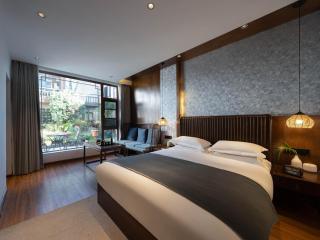 Yiheqishe Inn, Ancient Town - 1