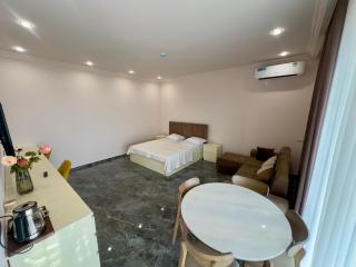 LARTA Rest House - 4