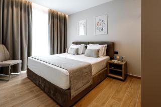 Blutique Apartments & Balconies - 1