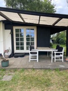 Vacation Home With Sea Views - 200m From Beach - 4