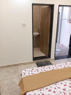 Dwarka Home Stay - 4