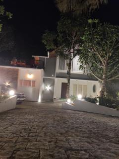 The Vagabond Stays - 1