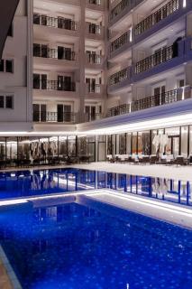 Blutique Apartments & Balconies - 4