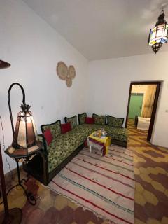 Appartement traditionnel au cœur de la medina avec terrasse panoramique - Marrakech - 3