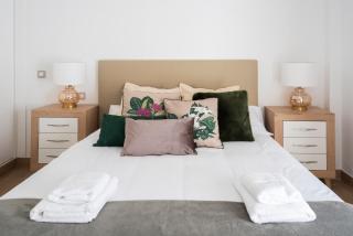 Apartamento con parking gratuito en Triana - 2
