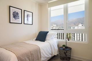 Modern 2BR Oasis in Las Condes Prime Urban Stay - 6