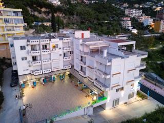 Acqua Blue Hotel - 8