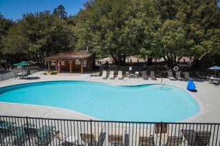 Idyllwild Camping Resort Cabin - Idyllwild - 1