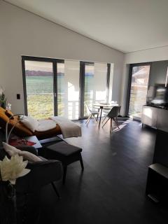 Stadt und See Nahes Appartment - 0