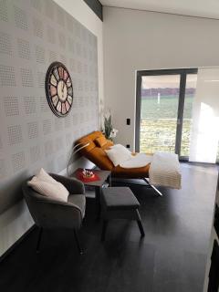 Stadt und See Nahes Appartment - 5