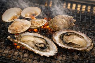 囲炉裏のある築100年の一棟貸し古民家で昔の暮らし体験 - 2