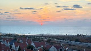 Spacious, Tranquil Sea View - 2