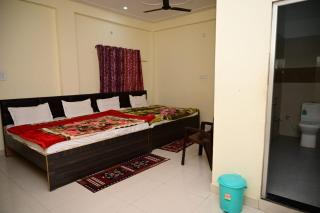 Shri Ram Sundaram Palace Guest House - 1