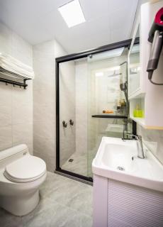 Shanghai Rui hao Hotel-Free shuttle bus to Airport and Disneyland - 1