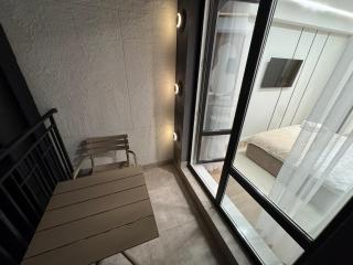 Lux Apartment with Balcony - 9