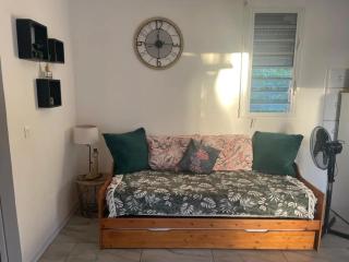 Bungalow charmant près de Vieux-Habitants, 36 m² - 8