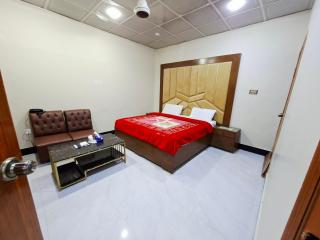 Royal Residency Guest House Karachi - 0