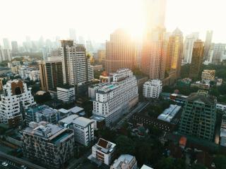 Radisson Hotel Chateau de Bangkok - 1