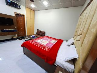 Royal Residency Guest House Karachi - 8