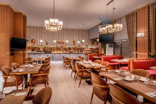 Best Western Premier Hidden Hills Hotel - 3