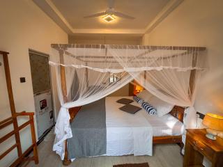 Brown Birds Villa - 2