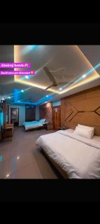 Al Miraj Hotel Murree - 2