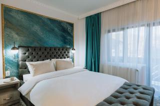 Suru Hotel & Restaurant - 0