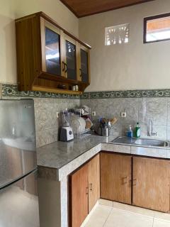 Widi's House with Ubud Jungle Lush View - 8