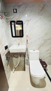 Peaks & Pines - A Boutique Homestay - 1