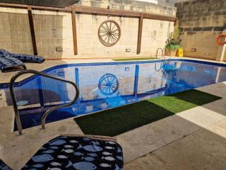 Saracini's Homestay - 8