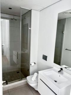 Stunning Apartment in Ellipse Waterfall Midrand - 6