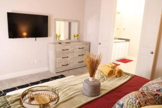 Crew Housing Long Stay Hot Tub & Putting Green - 9