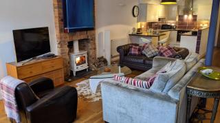 St Davids House - Cranbrook - 2