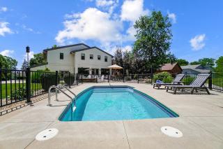 Spacious Family Gem Near Lake & State Park with Pool and Hot Tub - 9
