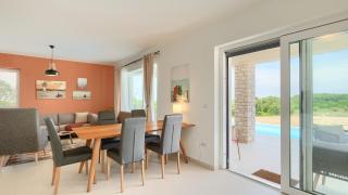 Beautiful Villa Casa Nova with pool in Brtonigla - 2