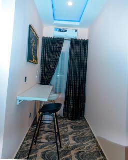 DWISE Dynasty Apartments - 2