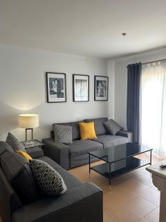 Casa Tedi, Alto do Perogil, Tavira - 3 Bedroom, 3 Bathroom villa, large Pool, exquisite Gardens & Air-conditioning - 1