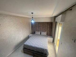 Islane Cozy Family Apt - 5