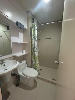 Deluxe Studio Unit in Avida Towers - 8