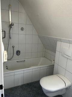 Haus Boom in Dreieich, sehr ruhig gelegen, Nähe Frankfurt City und Messe, Frankfurt Flughafen, Golf Club - 5