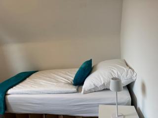 Haus Boom in Dreieich, sehr ruhig gelegen, Nähe Frankfurt City und Messe, Frankfurt Flughafen, Golf Club - 3