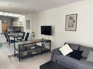 Patios de City Bell Hotel and Apartments - 8