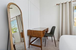 La Jolla Oasis Near Beach & Torrey Pines - 4