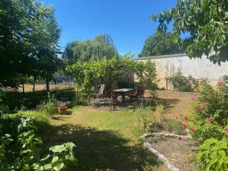 Spacious Cozy Loft for Work & Family- Near Lake - 4