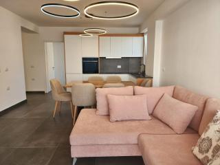 Fantastic Sea View Apartment - 4